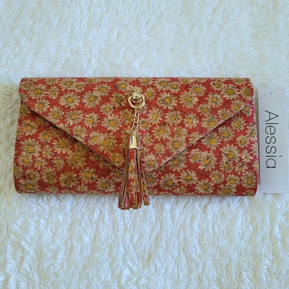 ✨️HP 2X✨️ Alessia Daisy🌼 Cork Fabric Clutch/Shoulder Bag - NWT